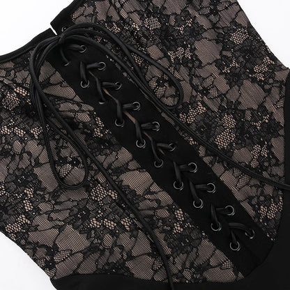 vestido gótico de encaje con tirantes