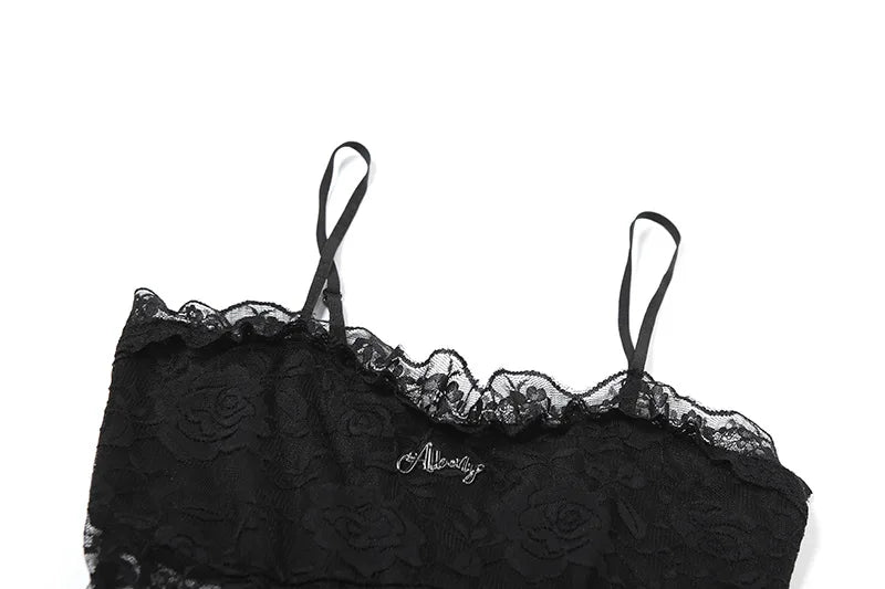 Vestido gótico de encaje oscuro