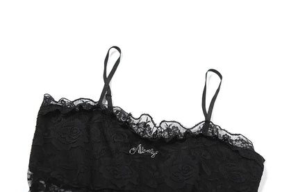 Vestido gótico de encaje oscuro